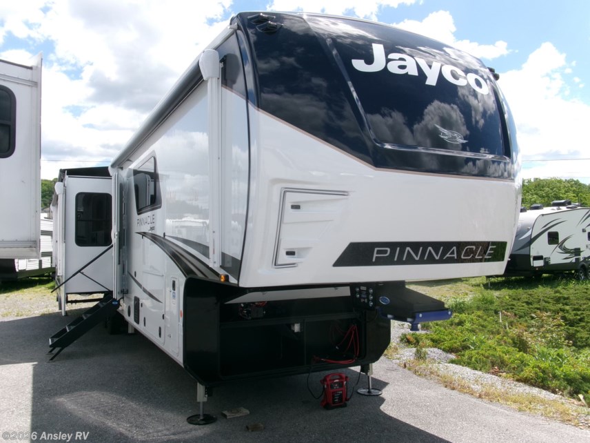 New 2027 Jayco Pinnacle 38FBRK available in Duncansville, Pennsylvania