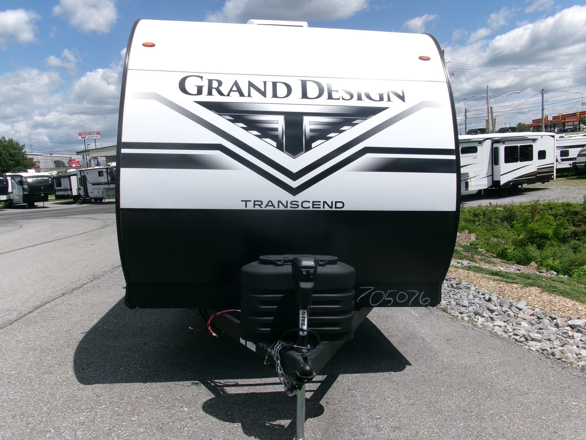 2026 Transcend 245RLT by Grand Design from Ansley RV in Duncansville, Pennsylvania