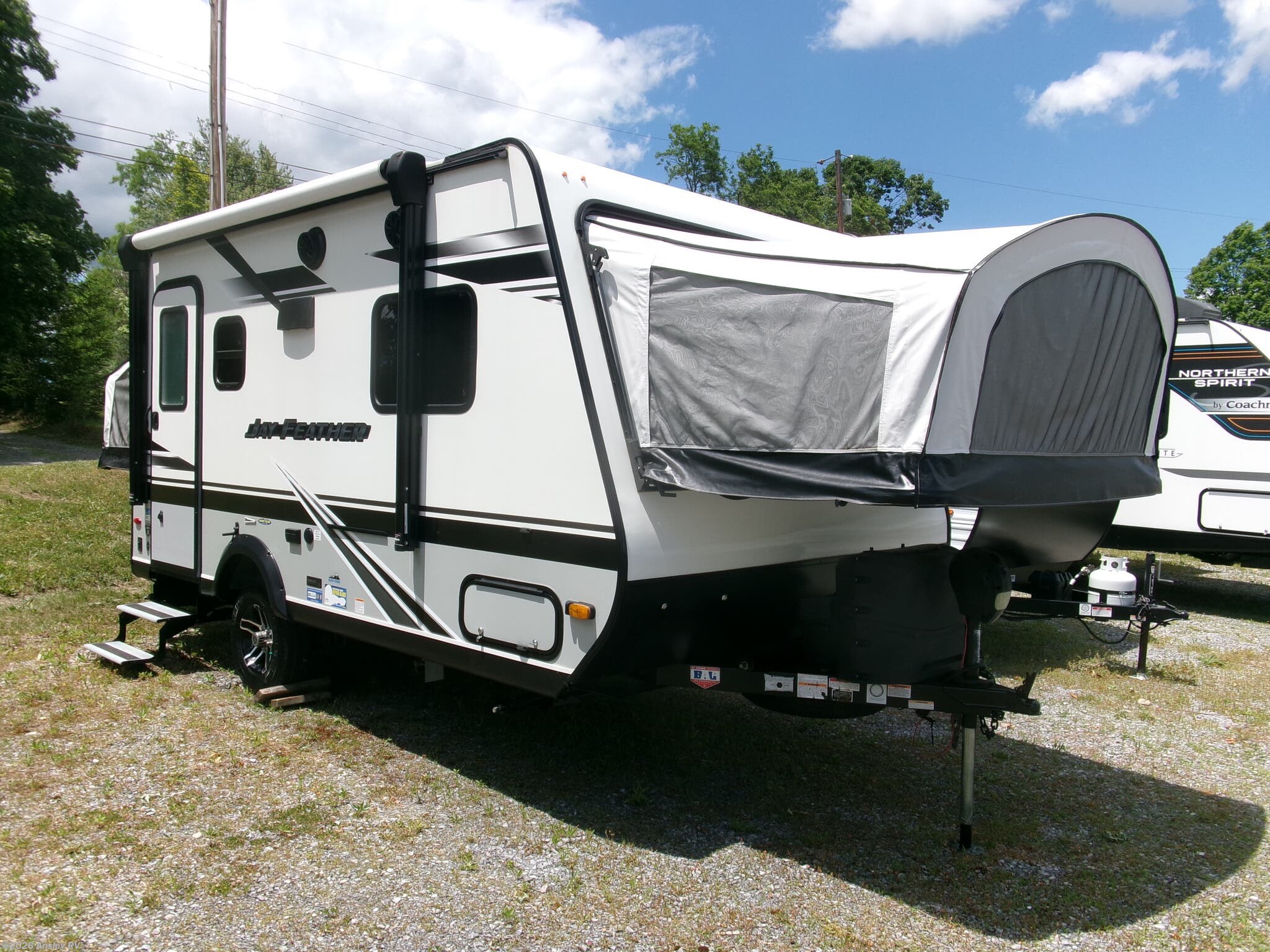 2021 Jayco Jay Feather X17Z