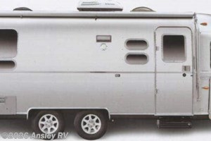 2015 Airstream Flying Cloud 30 Bunk