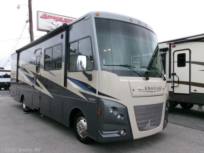 2022 Winnebago Sunstar 31B