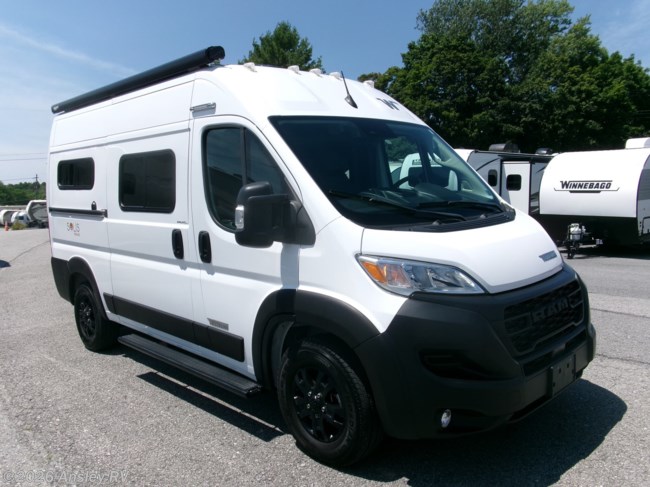 2025 Winnebago Solis Pocket 36A