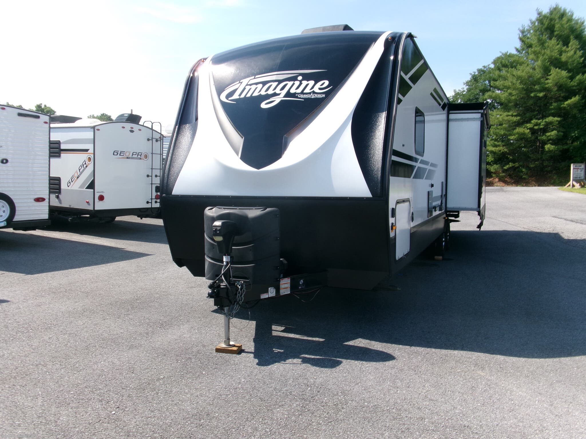2020 Imagine 2970RL by Grand Design from Ansley RV in Duncansville, Pennsylvania