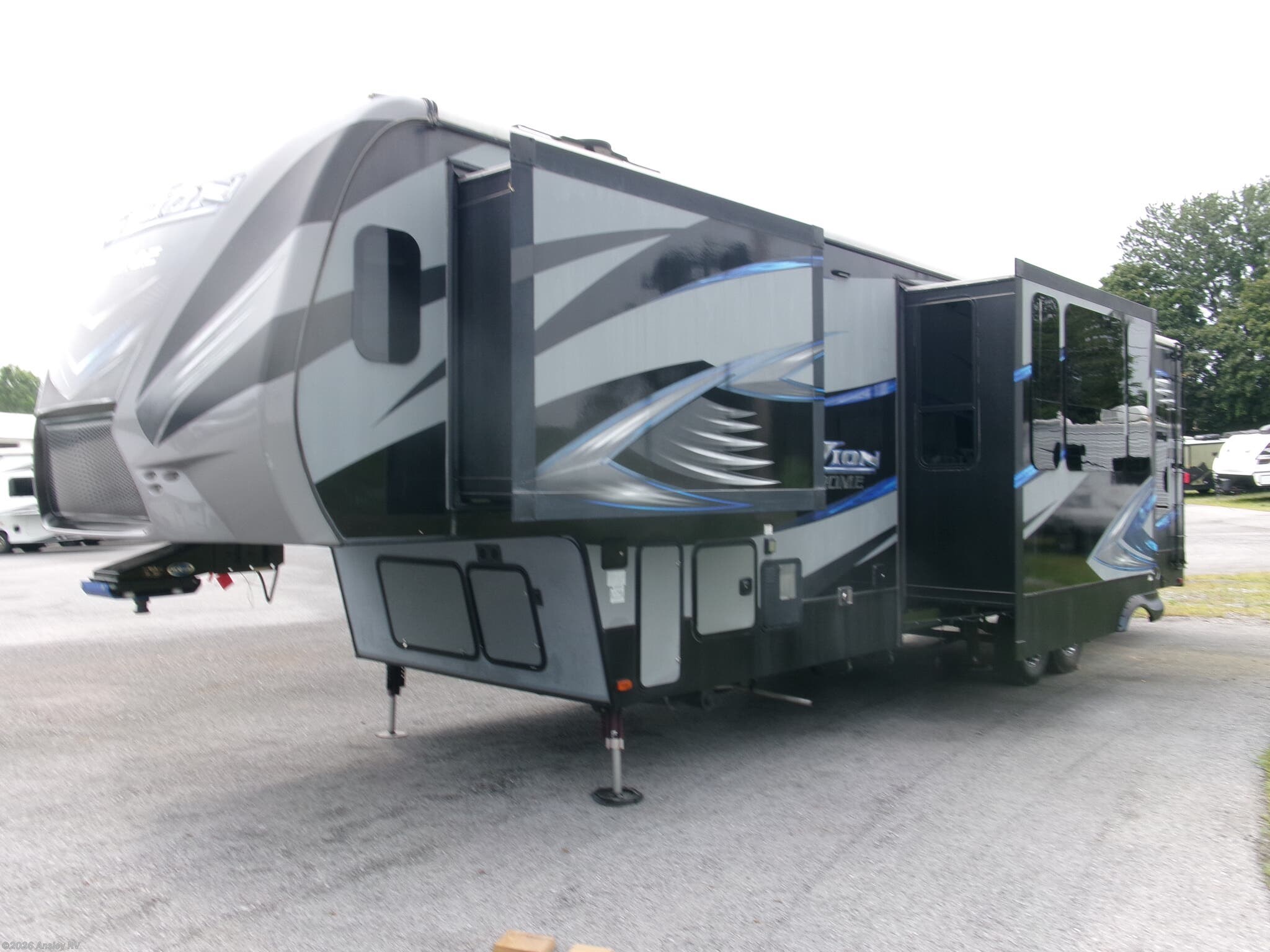 Used 2016 Keystone Fuzion 345 CHROME available in Duncansville, Pennsylvania