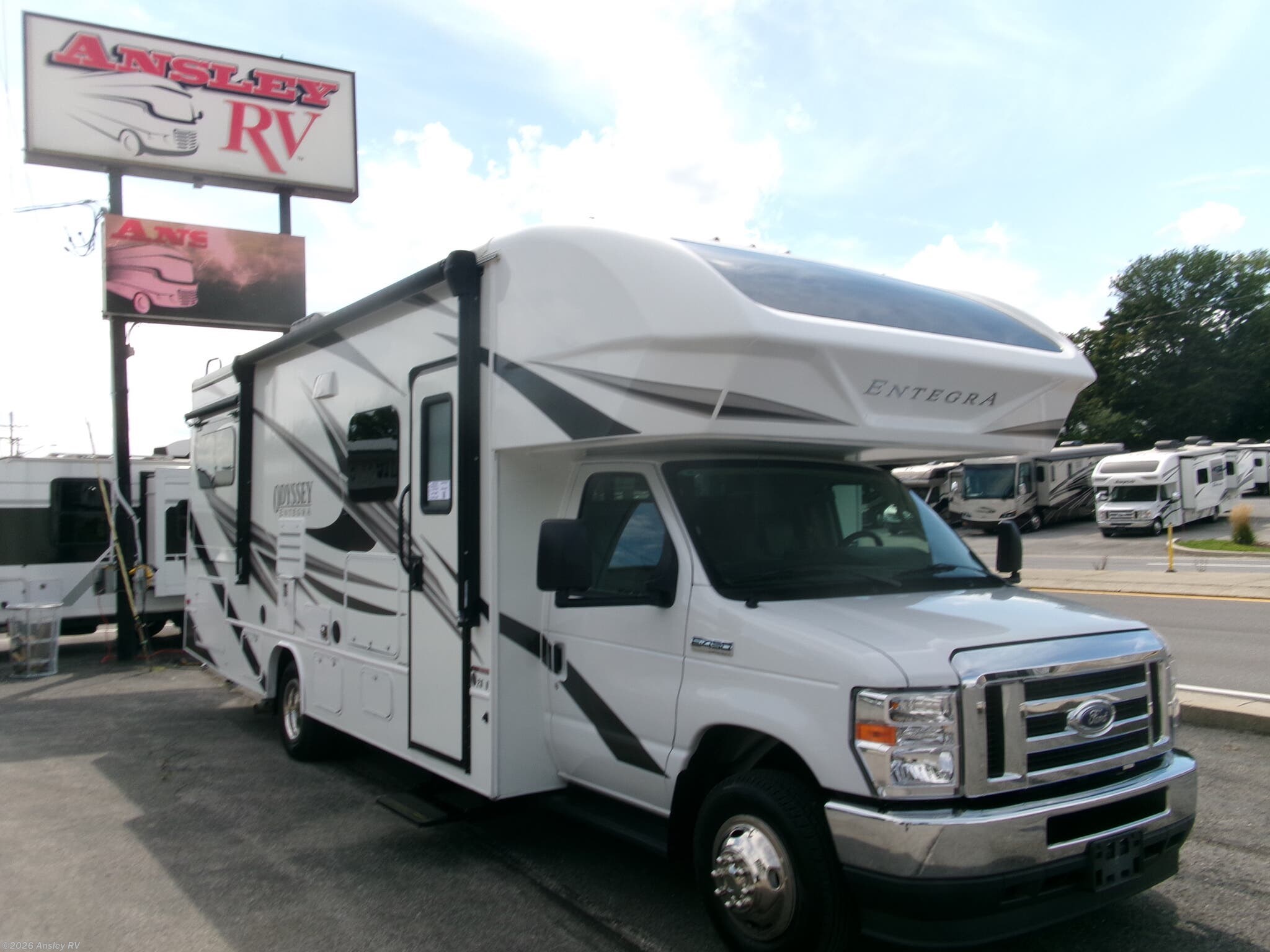 2023 Entegra Coach Odyssey 26M - Used Class C for sale by Ansley RV in Duncansville, Pennsylvania