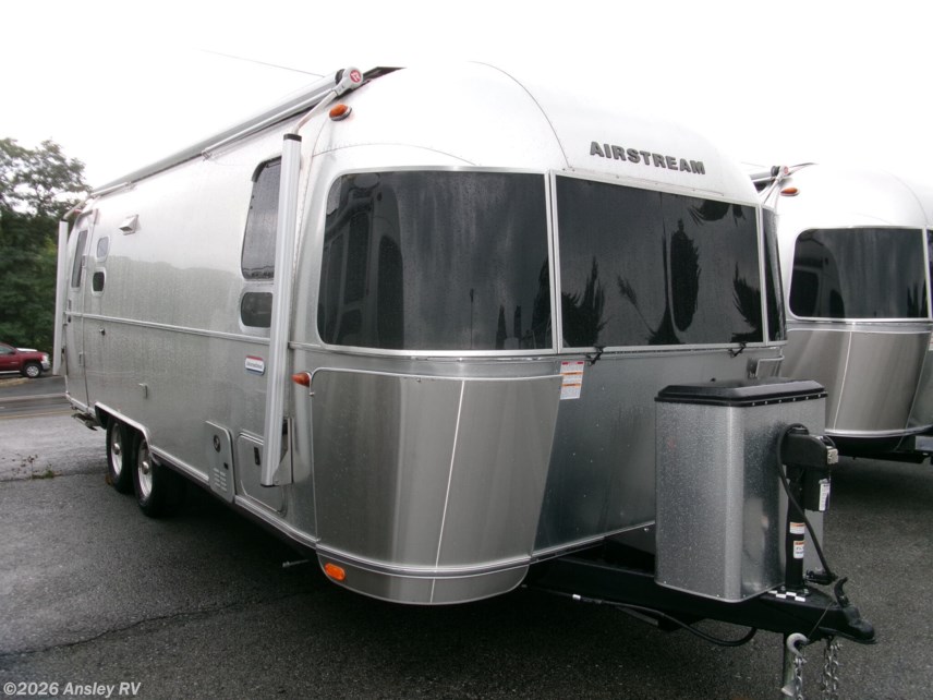 Used 2024 Airstream International 25FBQ available in Duncansville, Pennsylvania