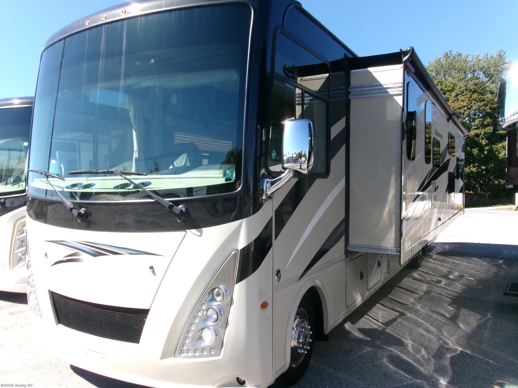 Used 2020 Thor Motor Coach Windsport 34J available in Duncansville, Pennsylvania