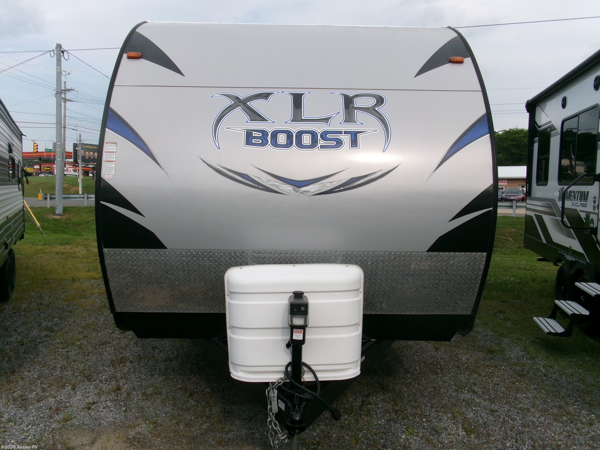 2017 XLR Boost 27QB by Forest River from Ansley RV in Duncansville, Pennsylvania