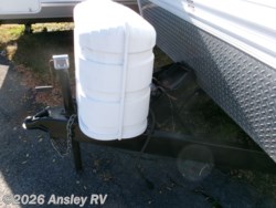 Used 2009 Forest River Wildwood LE 30QBSS available in Duncansville, Pennsylvania