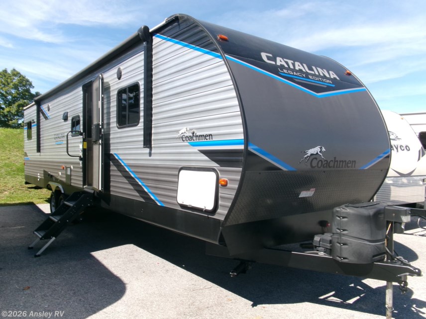 Used 2022 Coachmen Catalina Legacy Edition 343BHTSLE available in Duncansville, Pennsylvania