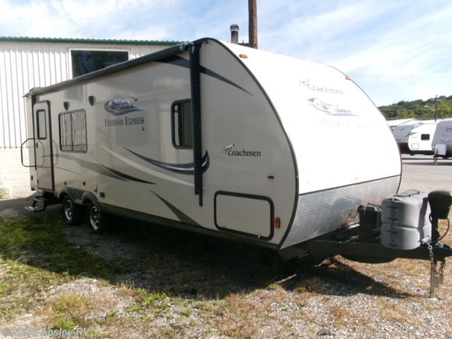 2015 Coachmen Freedom Express Ultra Lite 246 RKS