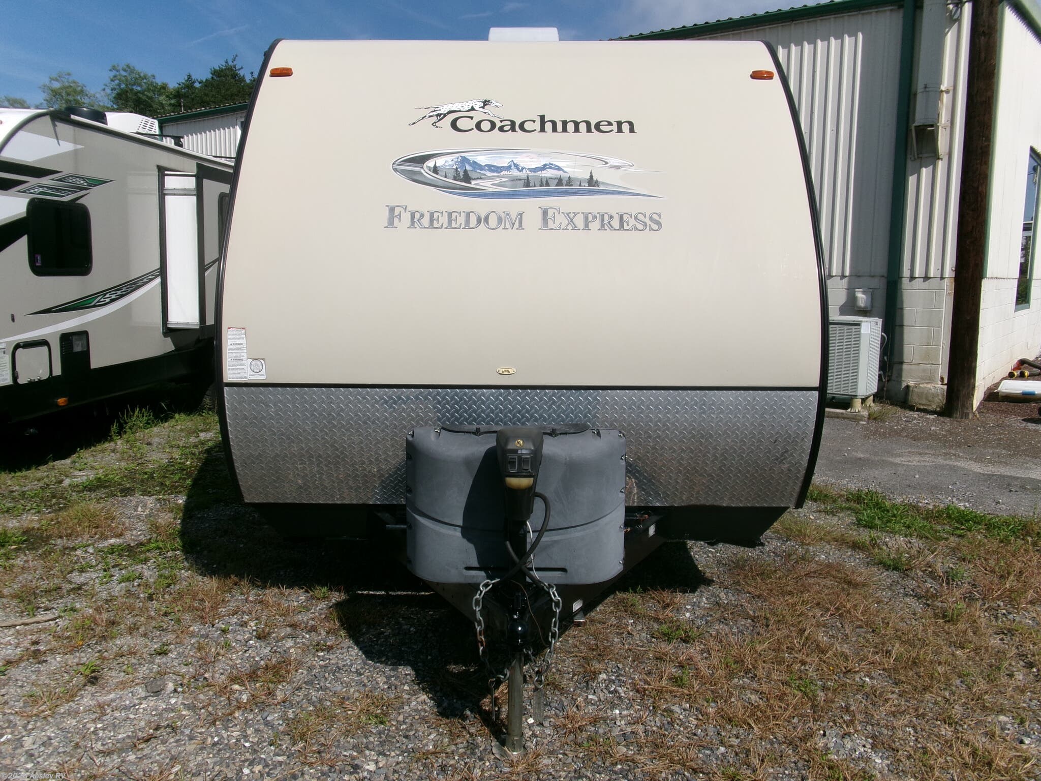 2015 Freedom Express Ultra Lite 246 RKS by Coachmen from Ansley RV in Duncansville, Pennsylvania