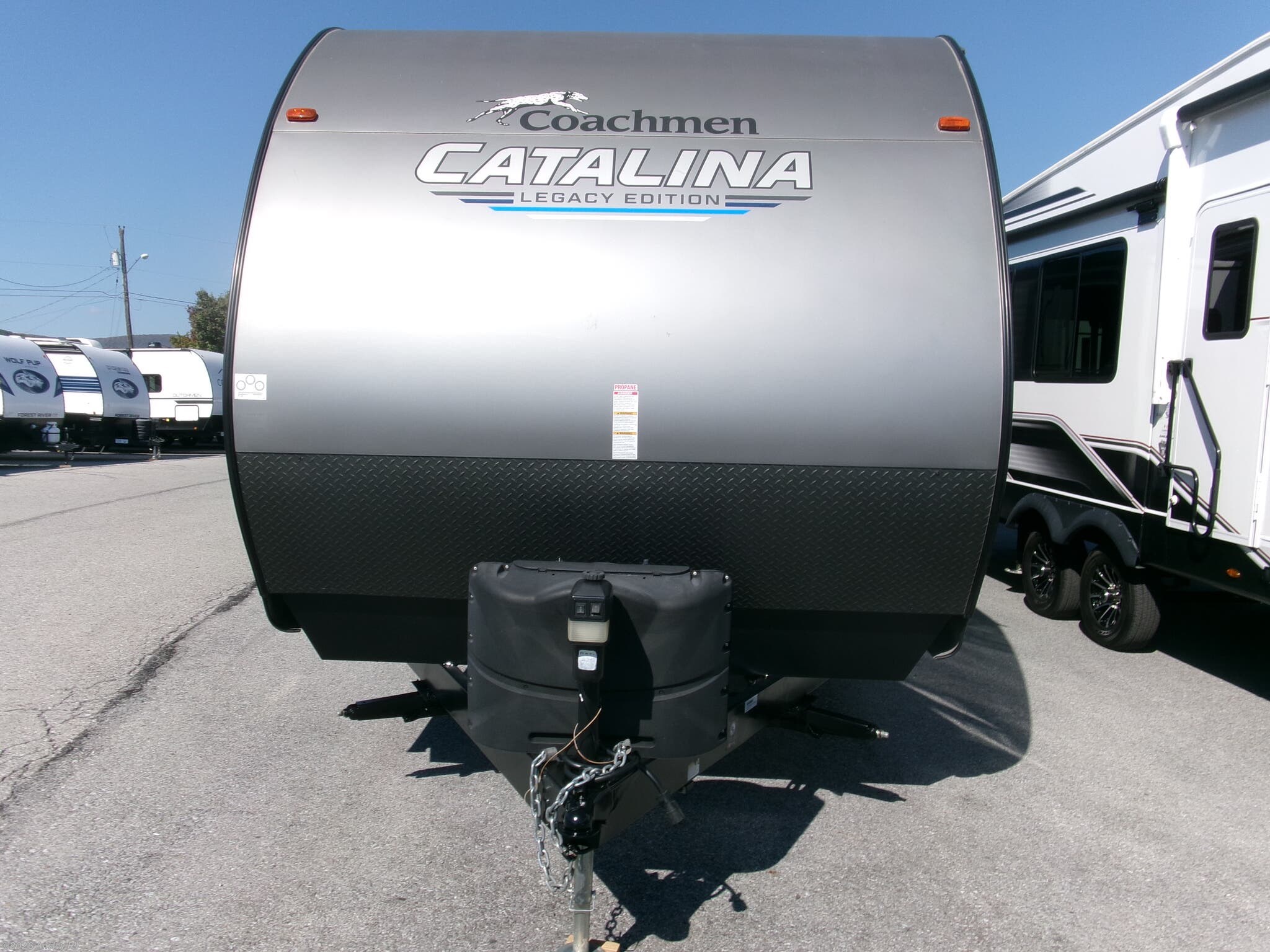 2020 Catalina Legacy Edition 293RLDS by Coachmen from Ansley RV in Duncansville, Pennsylvania