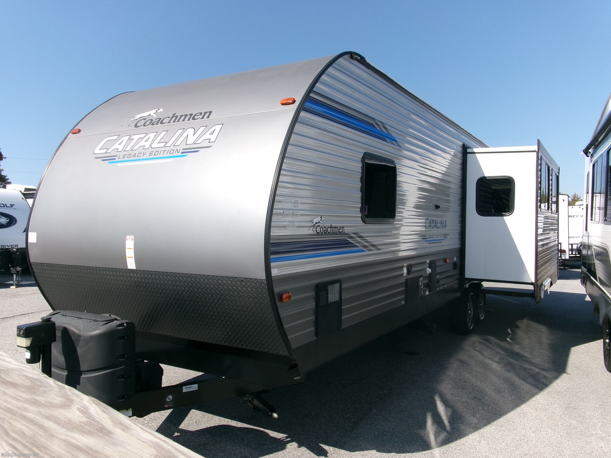 Used 2020 Coachmen Catalina Legacy Edition 293RLDS available in Duncansville, Pennsylvania