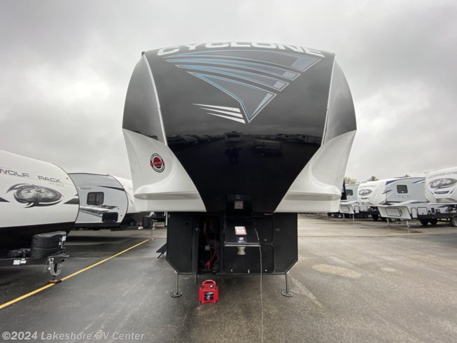 2021 Heartland Cyclone 4005 - New Toy Hauler For Sale by Lakeshore RV Center in Muskegon, Michigan