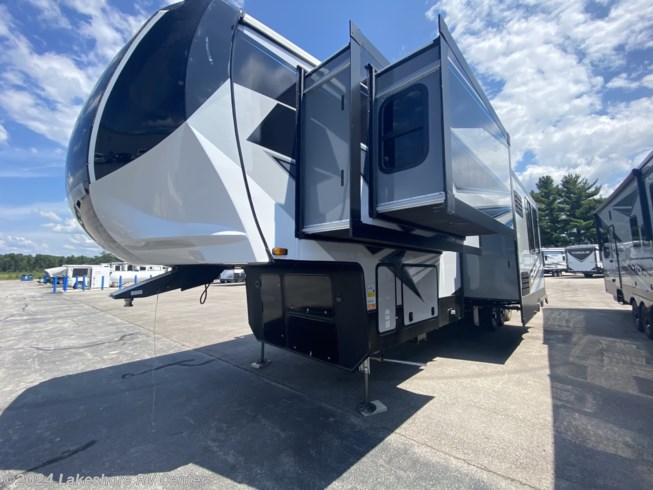 2021 Cyclone 4007 by Heartland from Lakeshore RV Center in Muskegon, Michigan