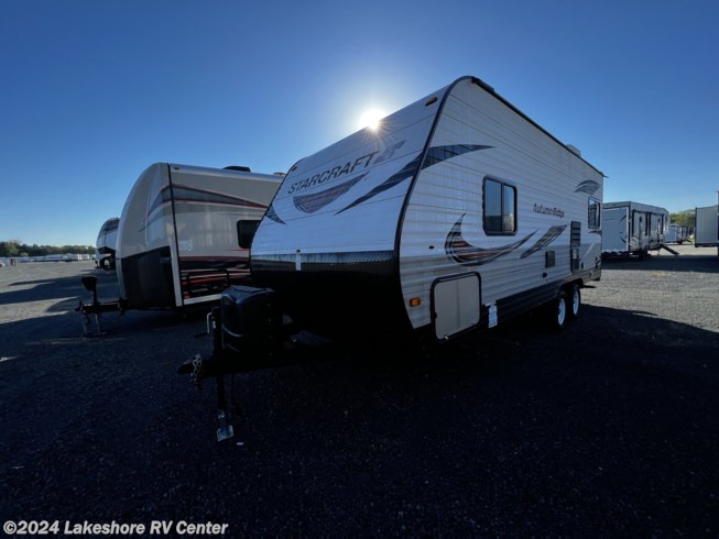 2018 Autumn Ridge Outfitter 21FB by Starcraft from Lakeshore RV Center in Muskegon, Michigan