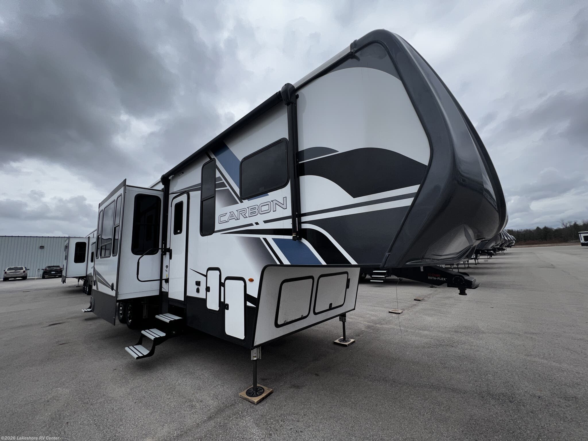 2022 Keystone Carbon 358 RV for Sale in Muskegon, MI 49442 30409