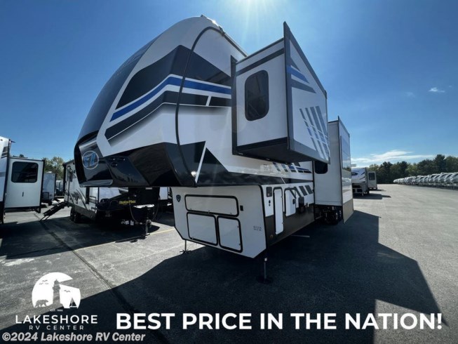 2022 Fuzion 430 by Keystone from Lakeshore RV Center in Muskegon, Michigan