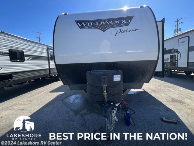 2023 Forest River Wildwood 32RETX - New Travel Trailer For Sale by Lakeshore RV Center in Muskegon, Michigan