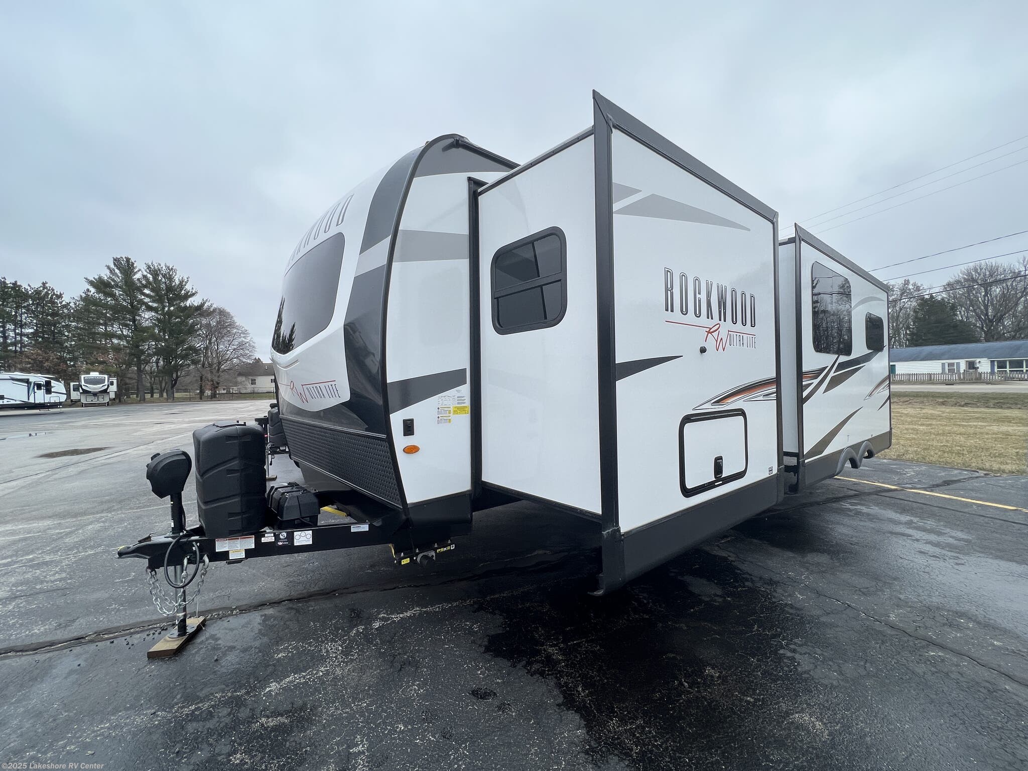 2021 Forest River Rockwood Ultra Lite 2614BS RV for Sale in Muskegon