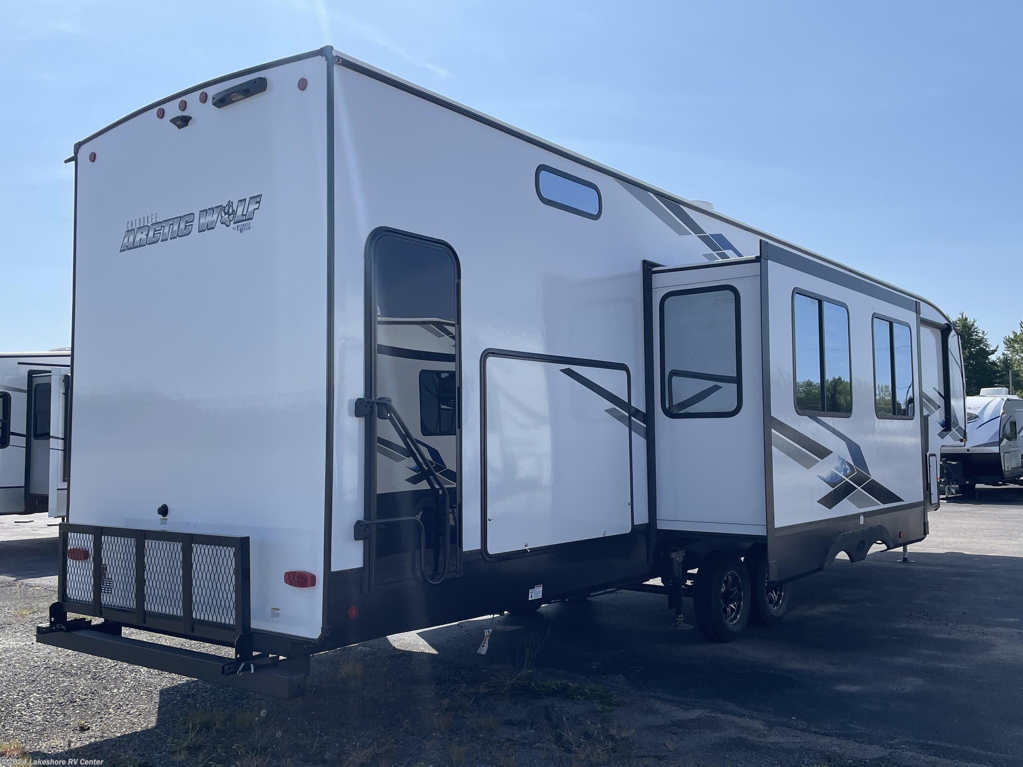 2024 Forest River Arctic Wolf 3810SUITE RV for Sale in Muskegon, MI