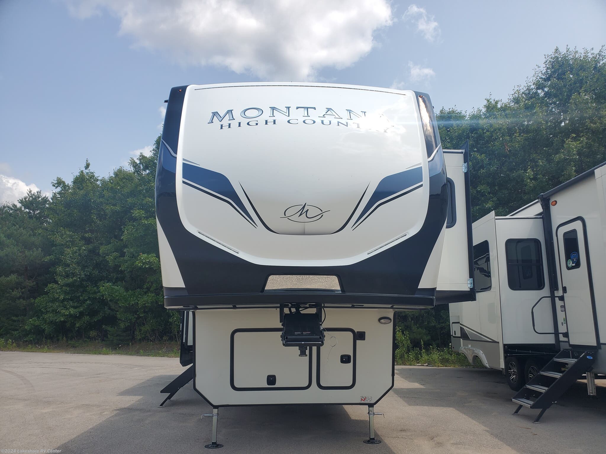 2024 Keystone Montana High Country 381TB RV for Sale in Muskegon, MI