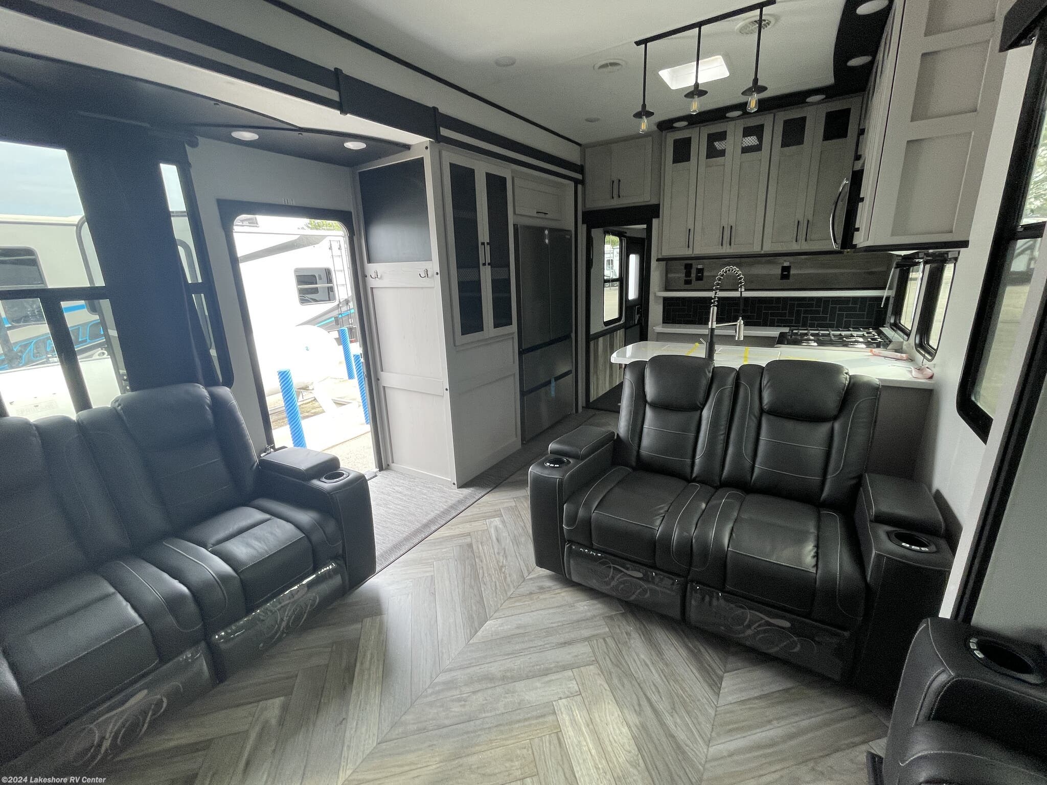 2024 Heartland Cyclone 4006 RV for Sale in Muskegon, MI 49442 30937