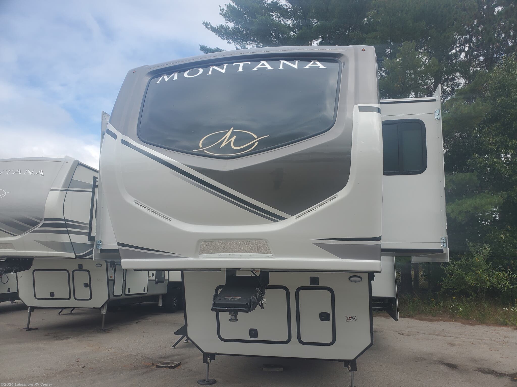 2024 Keystone Montana 3761FL RV for Sale in Muskegon, MI 49442 30967