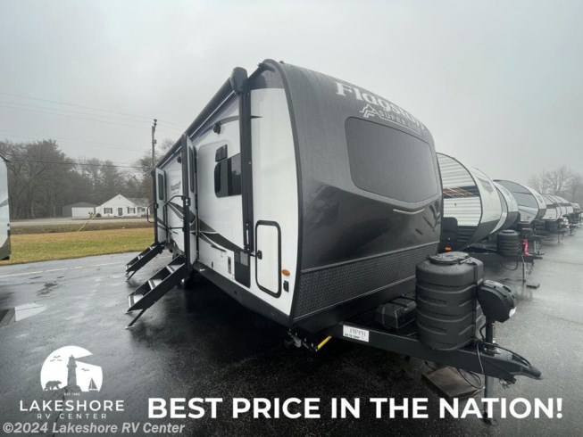 2024 Forest River Flagstaff Super Lite 26FKBS - New Travel Trailer For Sale by Lakeshore RV Center in Muskegon, Michigan
