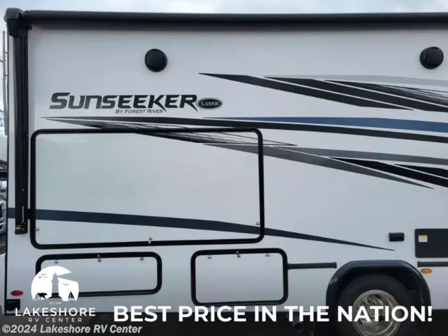 2024 Forest River Sunseeker Classic 2860DS - New Class C For Sale by Lakeshore RV Center in Muskegon, Michigan