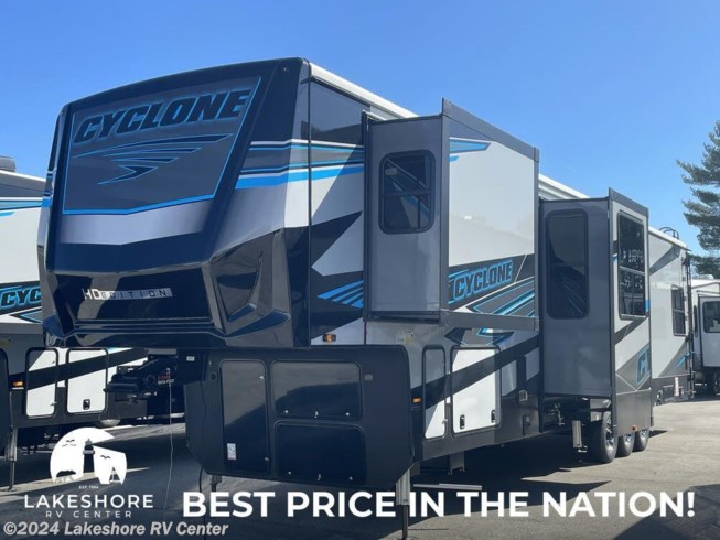 2024 Heartland Cyclone 4006 - New Toy Hauler For Sale by Lakeshore RV Center in Muskegon, Michigan