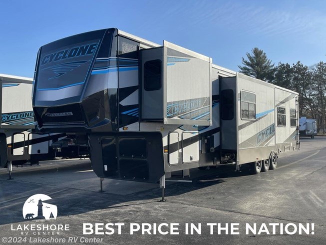 2024 Heartland Cyclone 4014C - New Toy Hauler For Sale by Lakeshore RV Center in Muskegon, Michigan