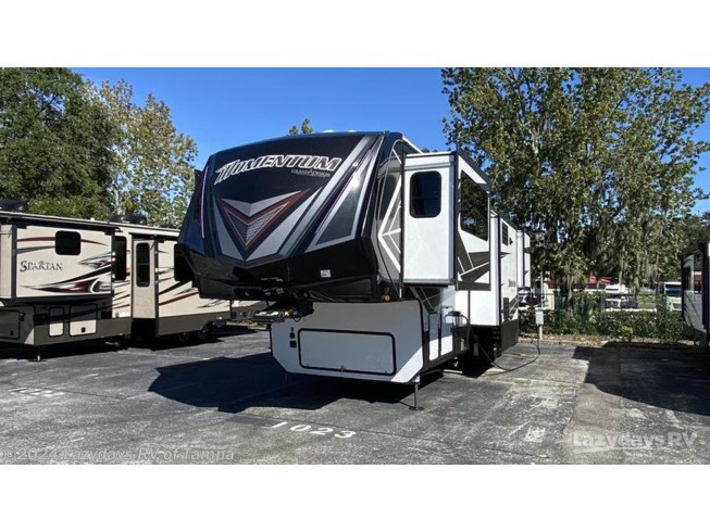2019 Grand Design Momentum 376TH - Used Fifth Wheel For Sale by Lazydays RV of Tampa in Seffner, Florida