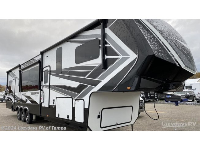 New 2022 Grand Design Momentum 397THS available in Seffner, Florida