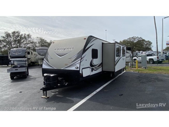 2017 Keystone Passport 2920BH Grand Touring - Used Travel Trailer For Sale by Lazydays RV of Tampa in Seffner, Florida