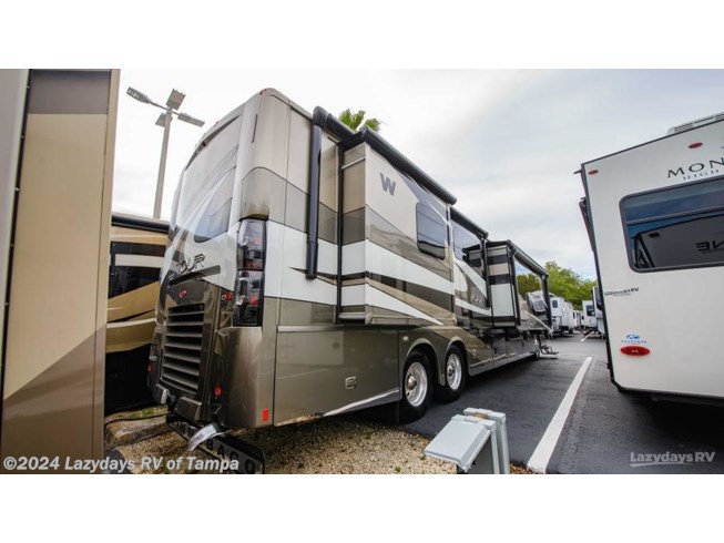2014 Winnebago Tour 42GD - Used Class A For Sale by Lazydays RV of Tampa in Seffner, Florida