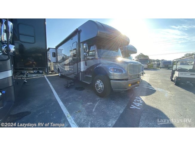 Used 2019 Dynamax Corp Force 34KD HD available in Seffner, Florida
