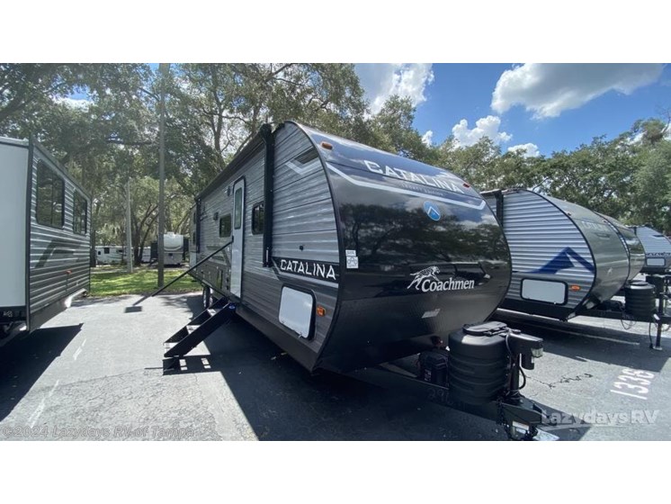 New 24 Coachmen Catalina Legacy Edition 293QBCK available in Seffner, Florida