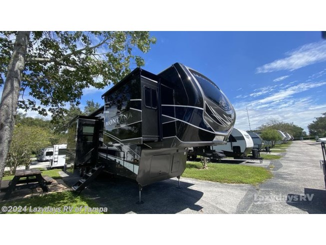 New 2024 Keystone Montana 3761FL available in Seffner, Florida