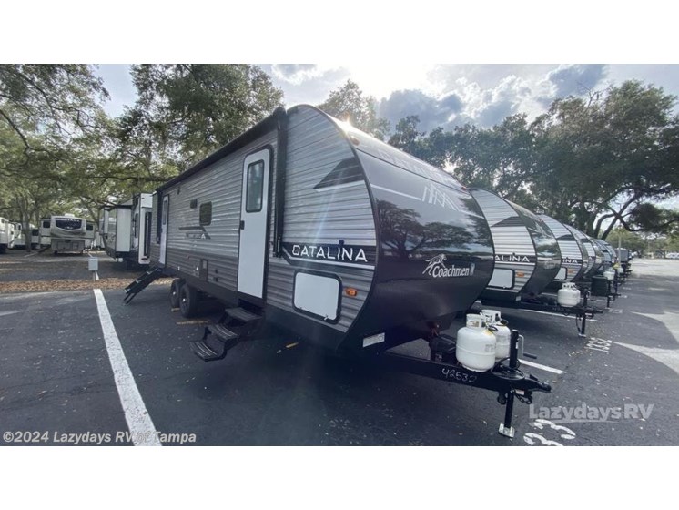 New 24 Coachmen Catalina Summit Series 8 271DBS available in Seffner, Florida