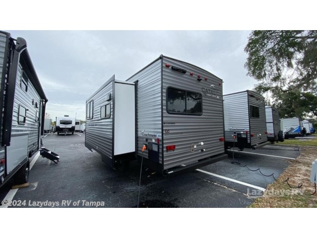 2024 Catalina Summit Series 8 221MKE by Coachmen from Lazydays RV of Tampa in Seffner, Florida