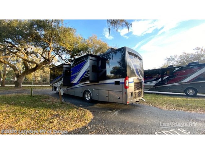 24 Riviera 38RB by Thor Motor Coach from Lazydays RV of Tampa in Seffner, Florida