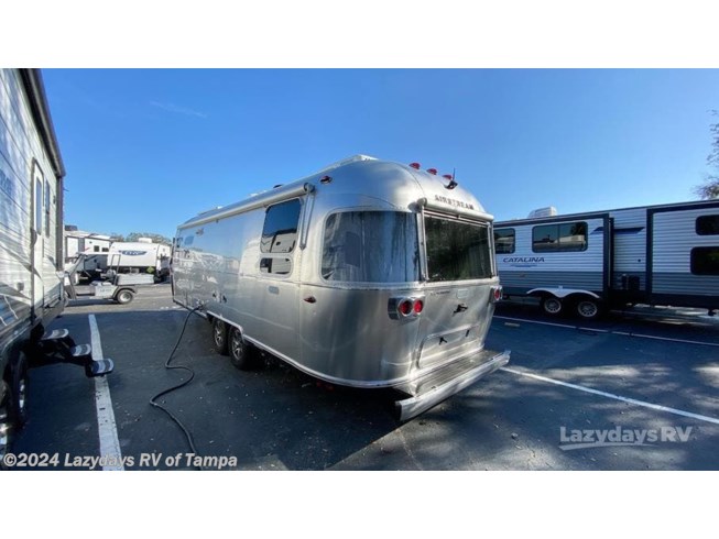 2022 Classic 28RB by Airstream from Lazydays RV of Tampa in Seffner, Florida