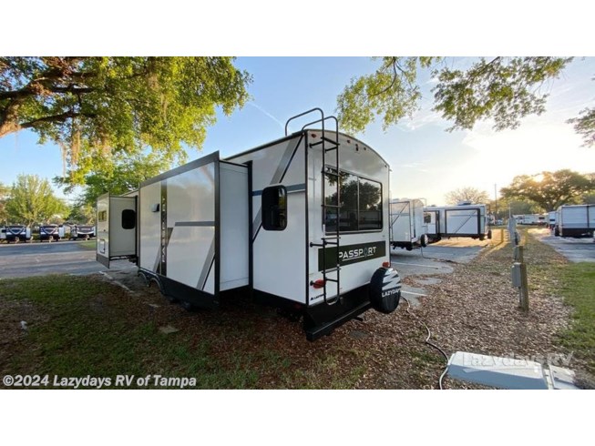 24 Passport GT 3100RE by Keystone from Lazydays RV of Tampa in Seffner, Florida