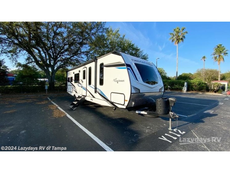 Used 2023 Coachmen Freedom Express Ultra Lite 274RKS available in Seffner, Florida