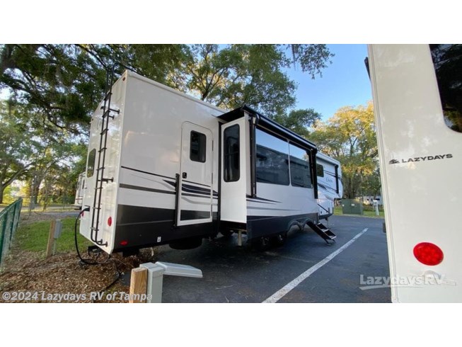 2024 Palomino Columbus 384RK - New Fifth Wheel For Sale by Lazydays RV of Tampa in Seffner, Florida