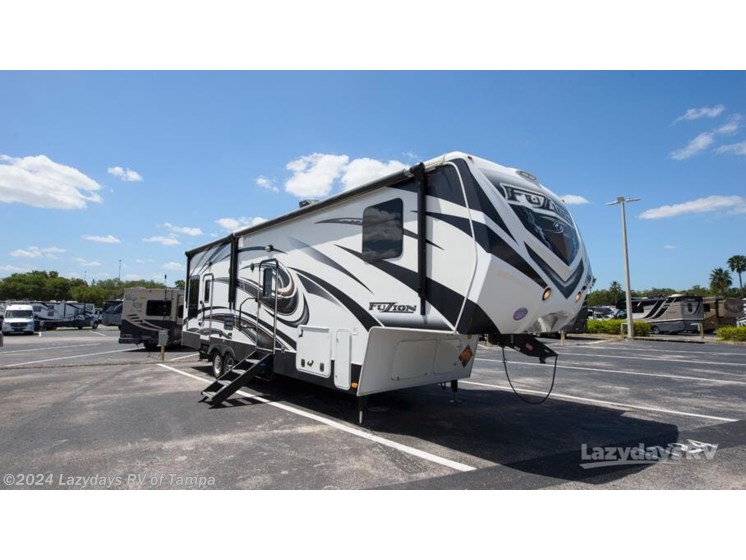 Used 14 Keystone Fusion 310 available in Seffner, Florida