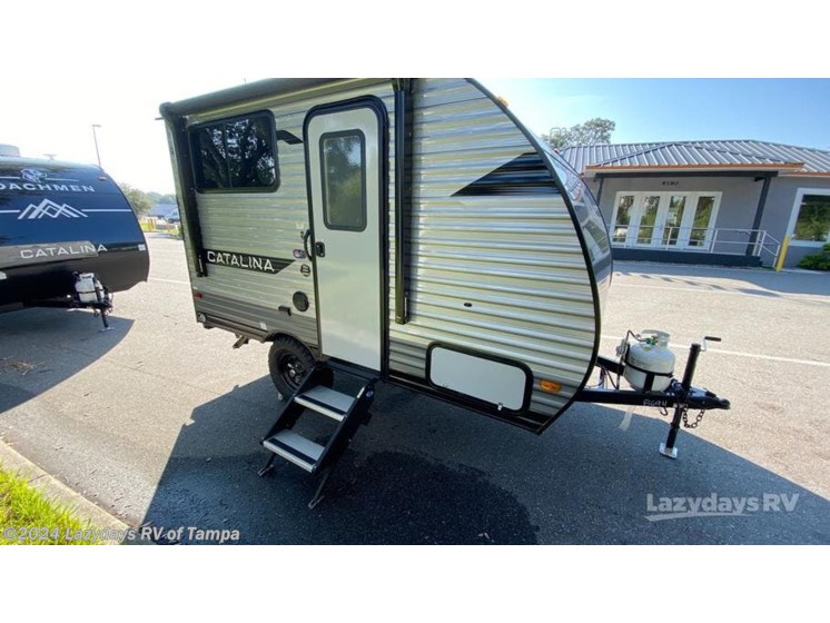 New 2025 Coachmen Catalina Summit Series 7 134BHX available in Seffner, Florida