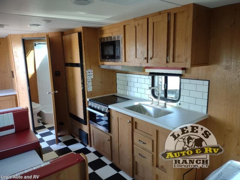 2022 Riverside RV Retro 211 RV for Sale in Ellington, CT 06029 12237